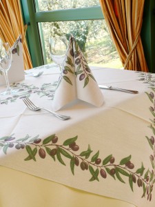 Tovagliato Monouso di Alta Qualità per il Settore Ho.Re.Ca.