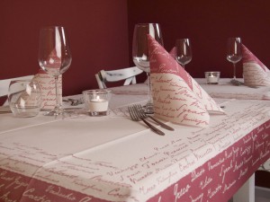 Tovagliato Monouso di Alta Qualità per il Settore Ho.Re.Ca.