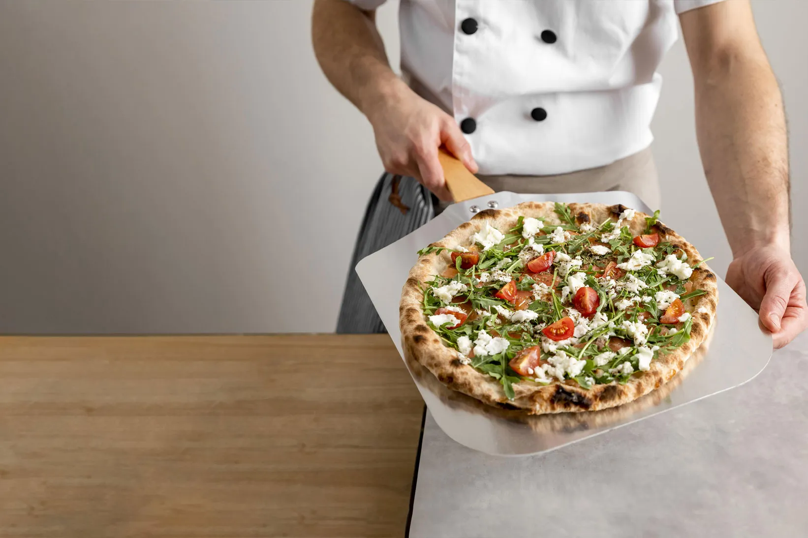 Strumenti e attrezzature professionali per pizzerie